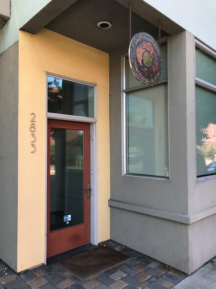 More Photos Of 2833 7th St, Berkeley Office For Lease