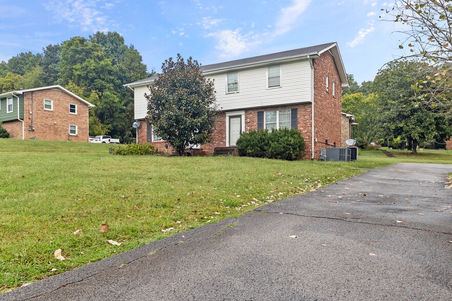 More Photos Of , Nashville Multifamily For Sale