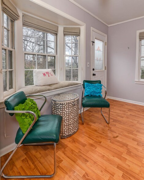 More Photos Of 145 Melrose Ave, Tryon Apartments For Sale