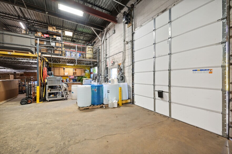 More Photos Of 11 Cotters Ln, East Brunswick Warehouse For Sale