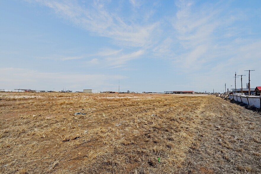 More Photos Of Hwy 385 & FM 1788 (SW Quadrant), Seminole Industrial For Sale