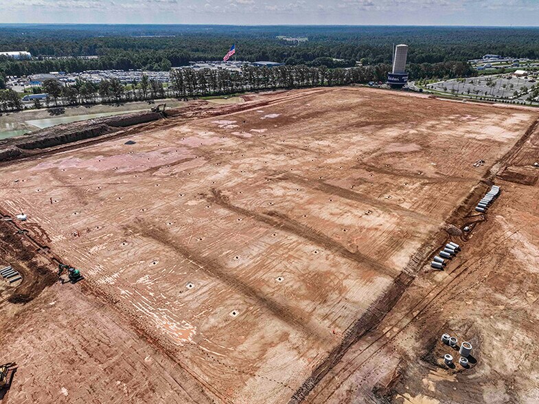 More Photos Of 6221 Patriot Hwy, Woodford Distribution For Lease