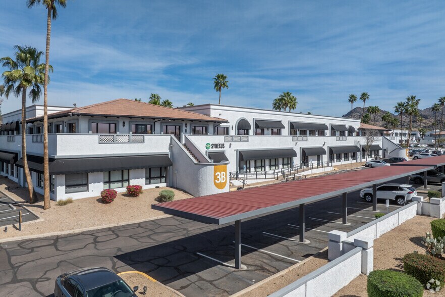 More Photos Of 7600 N 15th St, Phoenix Office For Lease