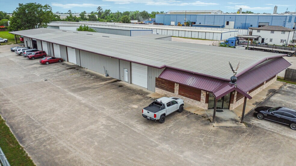 More Photos Of 7449 Wright Rd, Houston Manufacturing For Sale