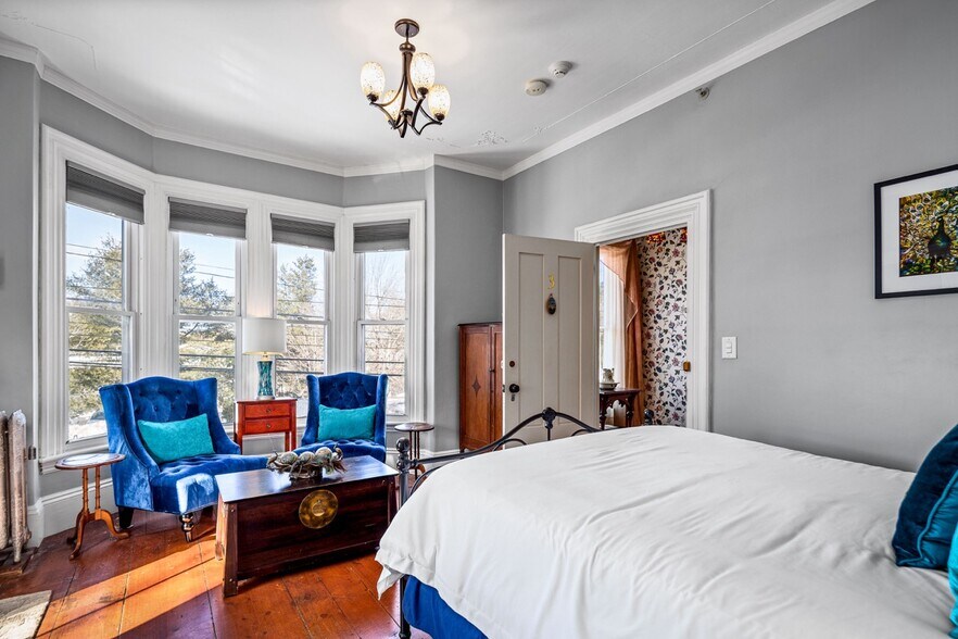 More Photos Of 82 Elm St, Camden Hospitality For Sale