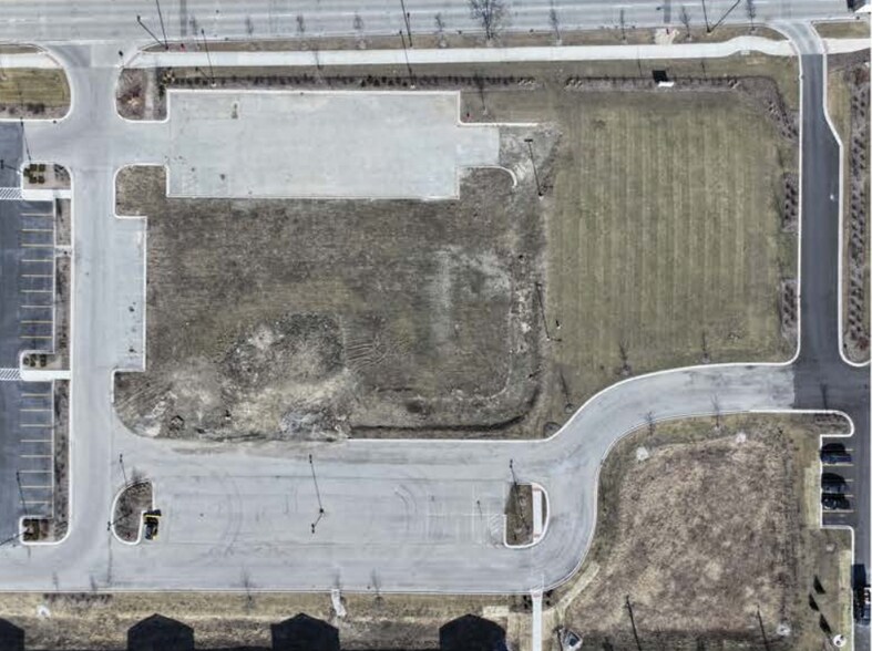 More Photos Of 899-903 W Dundee Rd, Wheeling Freestanding For Lease