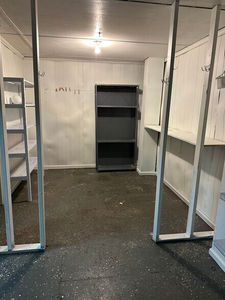 More Photos Of 1 Buffalo Ave, Concord Loft Creative Space For Sale