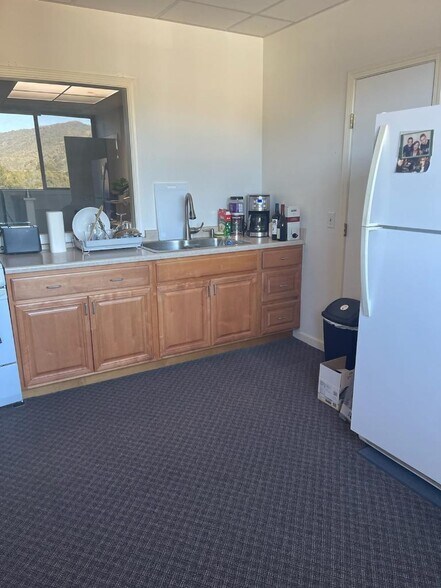 More Photos Of 13748 Center St, Carmel Valley Office Residential For Lease