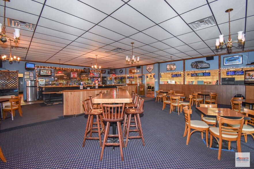 More Photos Of 28 N Bowl Ln, Plattsburgh Sports And Entertainment For Sale