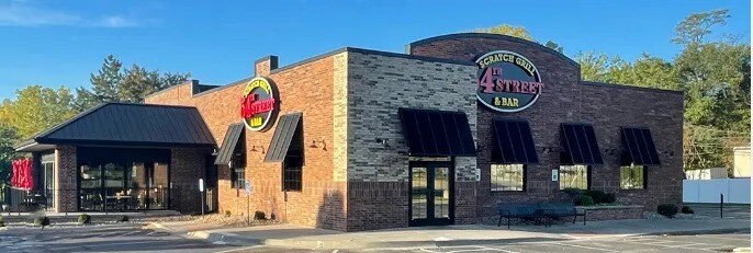 More Photos Of 815 SE 3rd St, Lee's Summit Restaurant For Sale