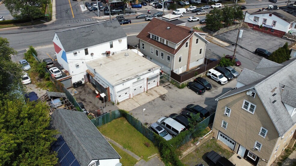 More Photos Of 283-285 Tarrytown Rd, White Plains Freestanding For Sale