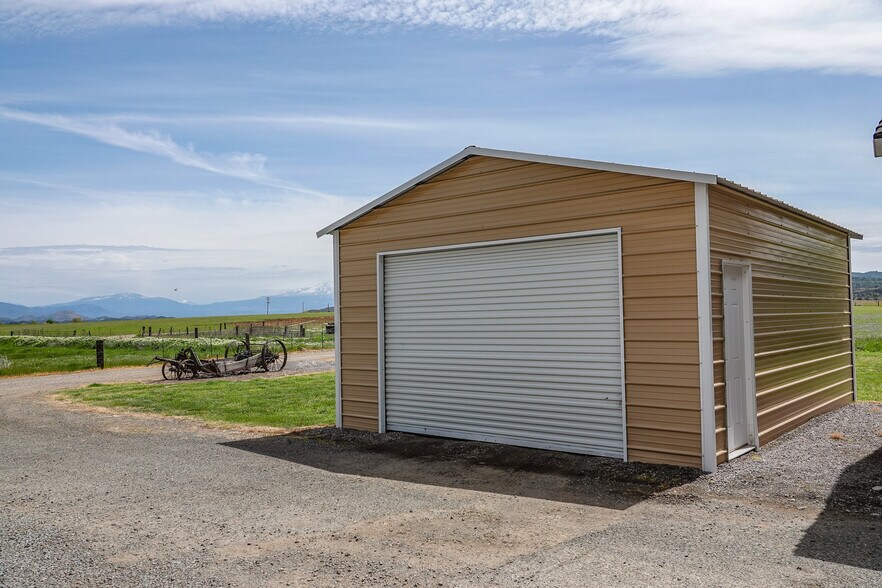 More Photos Of 704 S Phillipe Ln, Montague Land For Sale