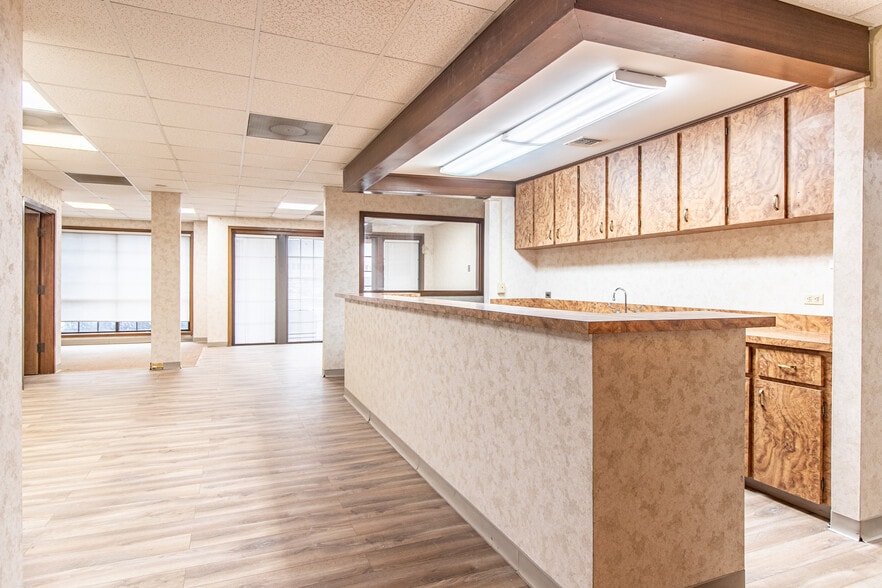More Photos Of 398 Hart Street, Monroe Medical For Lease
