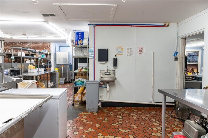 More Photos Of 3300 Norwich St, Brunswick Restaurant For Sale