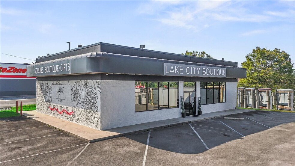 More Photos Of 11743 US Highway 431, Guntersville General Retail For Sale