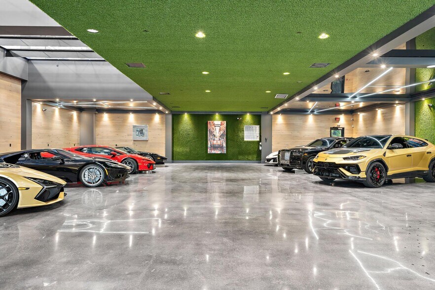More Photos Of 11700 SE Shell Ave, Hobe Sound Loft Creative Space For Sale