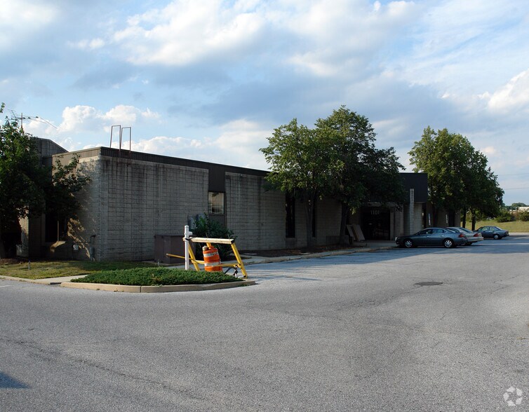 More Photos Of 1101 E White Horse Rd, Voorhees Freestanding For Lease
