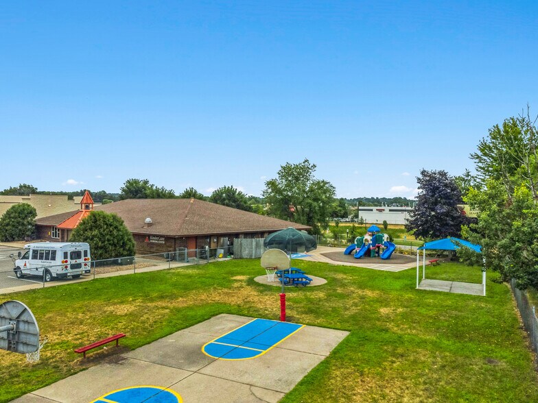 More Photos Of 8453 E Point Douglas Rd, Cottage Grove Daycare Center For Sale