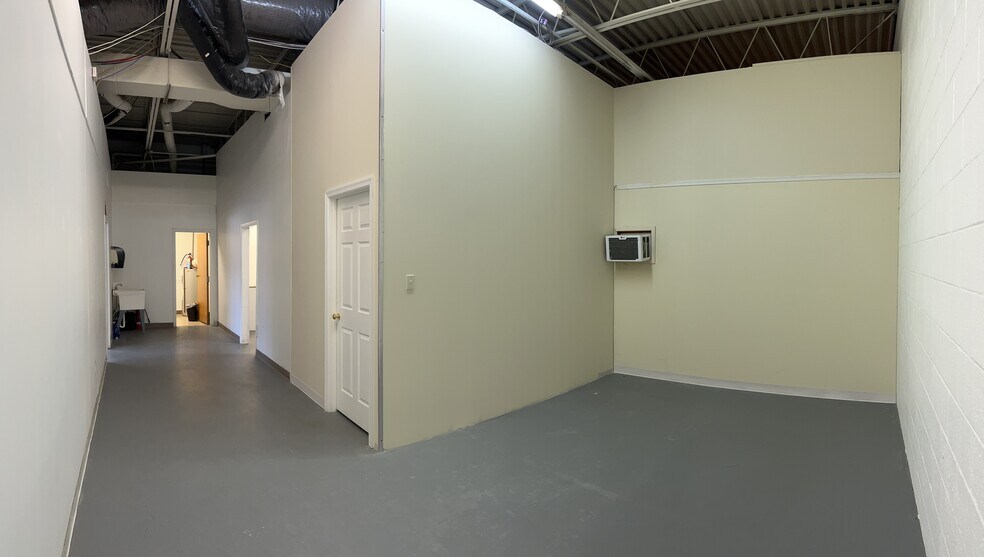 More Photos Of 37 Industrial Blvd, Paoli Light Manufacturing For Sale