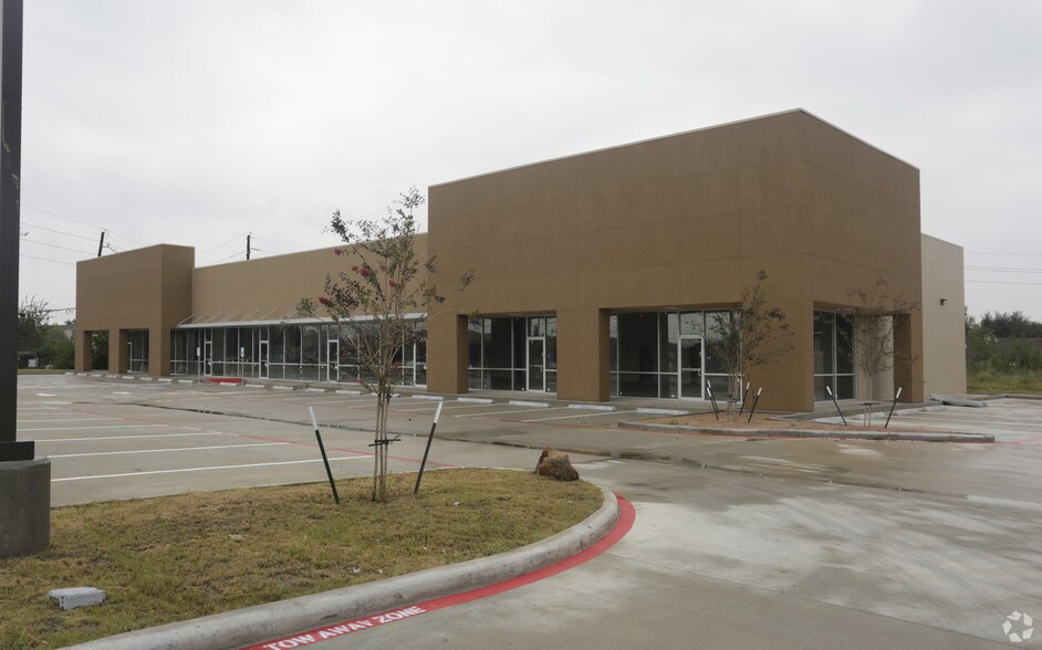 Primary Photo Of 15633 Westpark Dr, Houston Unknown For Lease