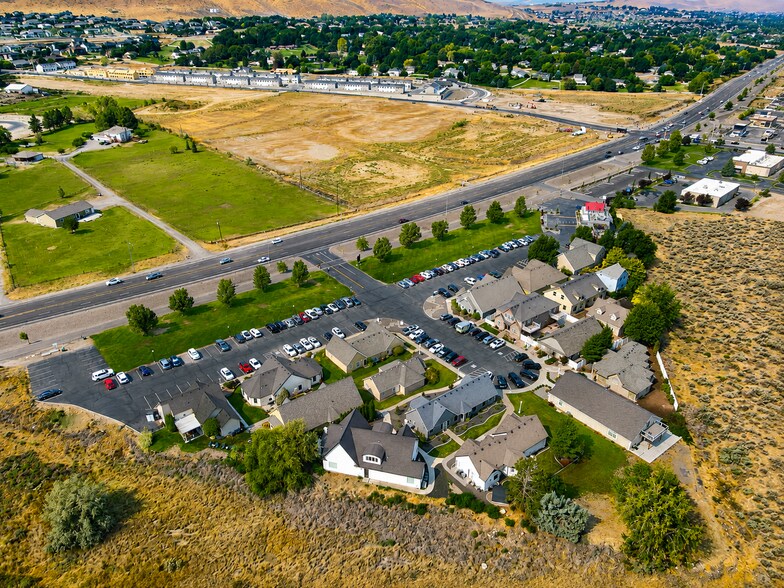 More Photos Of 1950 Keene Rd, Richland Office For Sale