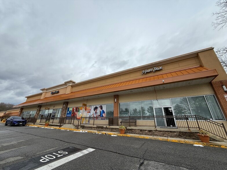 More Photos Of 6830 Race Track Rd, Bowie Unknown For Lease