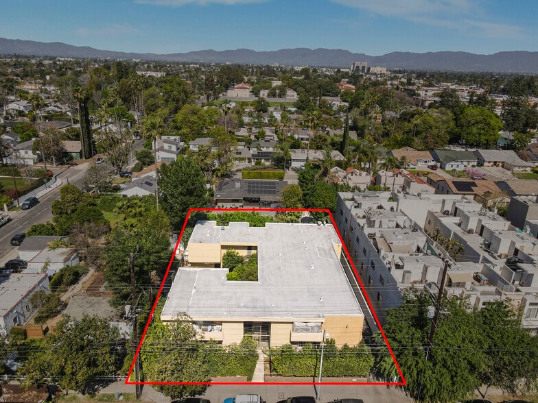 More Photos Of 14641 Magnolia Blvd, Sherman Oaks Apartments For Sale