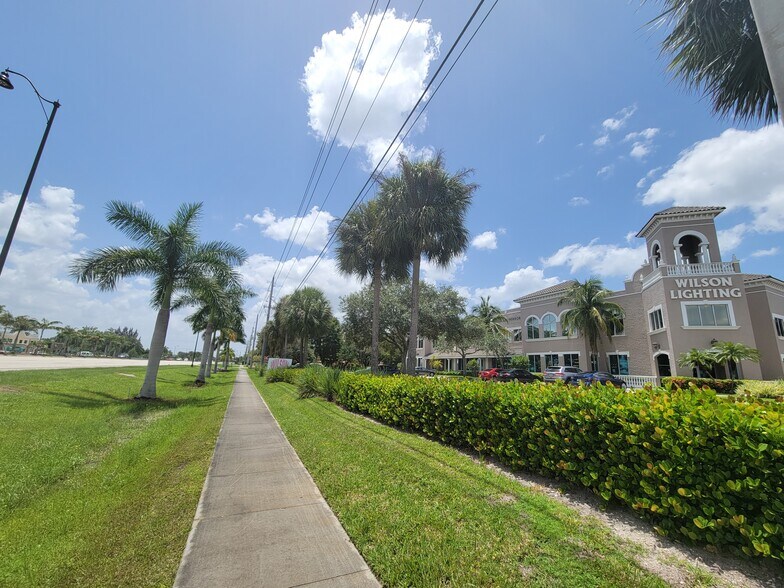 More Photos Of 3333 Renaissance Blvd, Bonita Springs Office For Lease