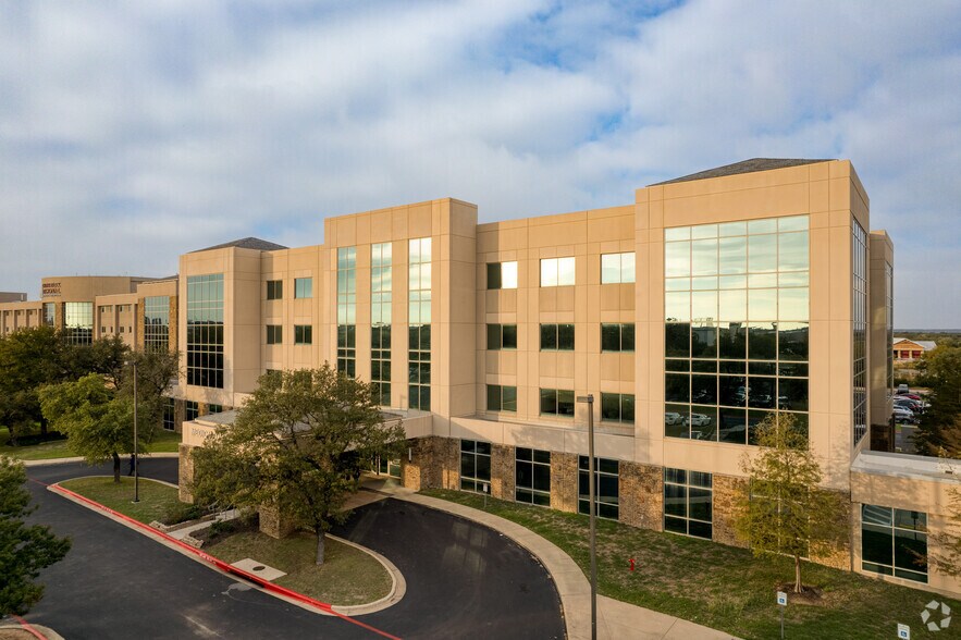 More Photos Of 1401 E Medical Pky, Cedar Park Medical For Lease