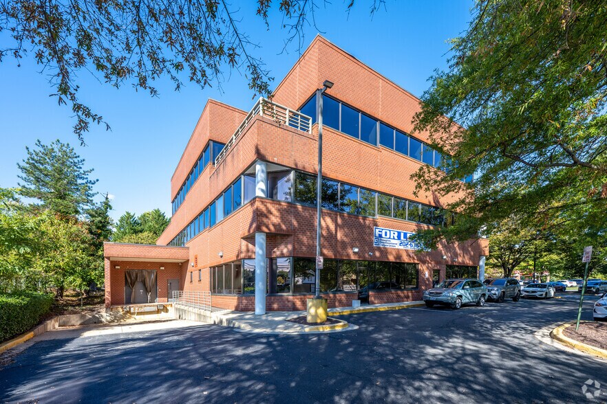 More Photos Of 8507 Oxon Hill Rd, Oxon Hill Coworking Space