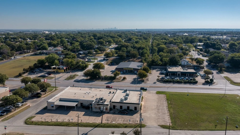 More Photos Of 517 N Carrier Pky, Grand Prairie Medical For Lease