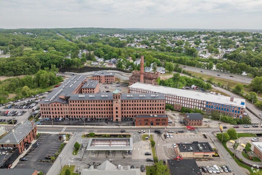 More Photos Of 725 Branch Ave, Providence Multifamily For Sale