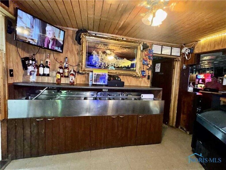 More Photos Of 14475 Power Dam Rd, Defiance Sports And Entertainment For Sale