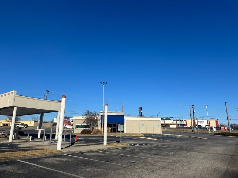 More Photos Of 96 Weibel Dr, Birmingham Unknown For Lease