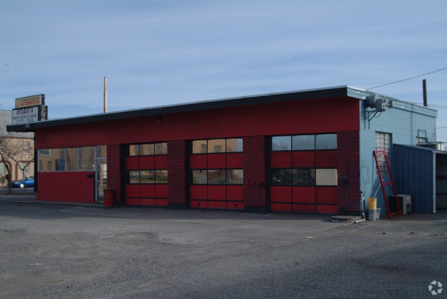 Primary Photo Of 626 Lewis St, Pasco Office For Sale
