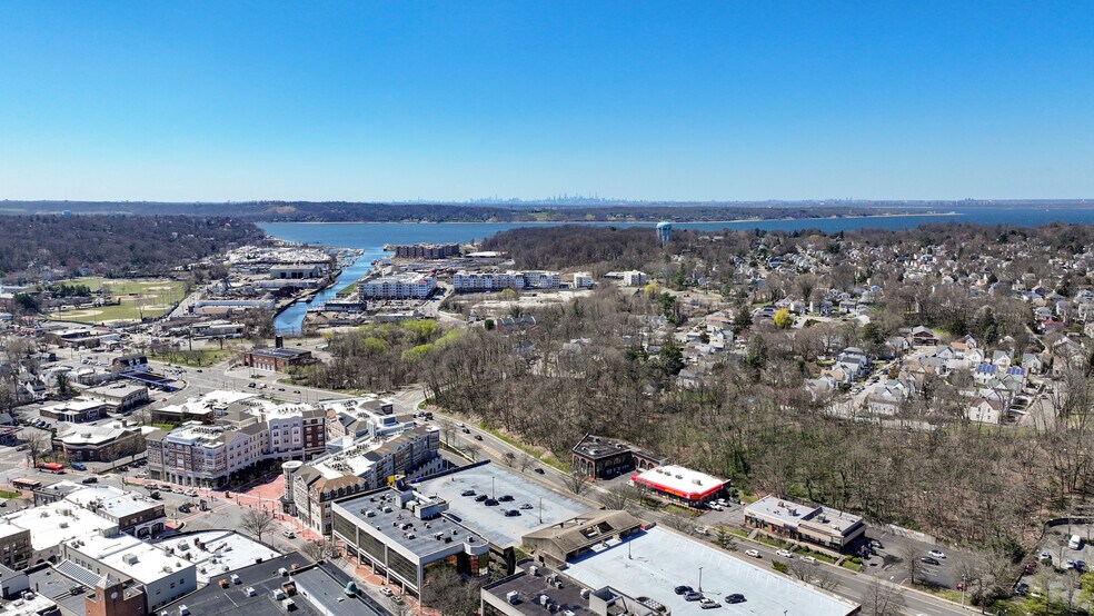 More Photos Of 1 Brewster St, Glen Cove Loft Creative Space For Lease