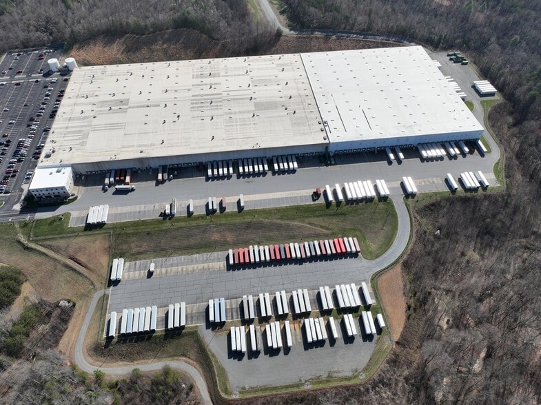 Primary Photo Of 1000 PVH Quality Way, Jonesville Distribution For Sale