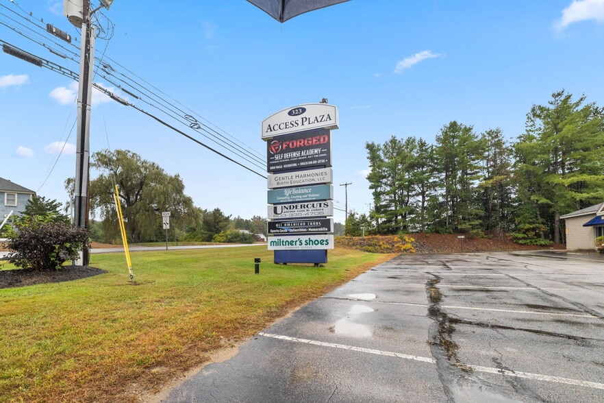 More Photos Of 323 Gonic Rd, Rochester Storefront Retail Office For Lease