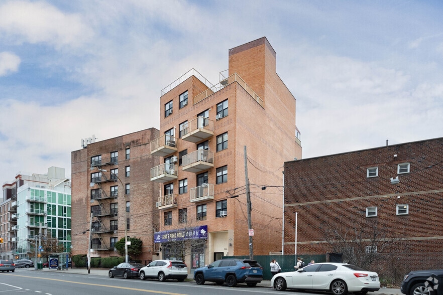 More Photos Of 366 Kings Hwy, Brooklyn Apartments For Sale