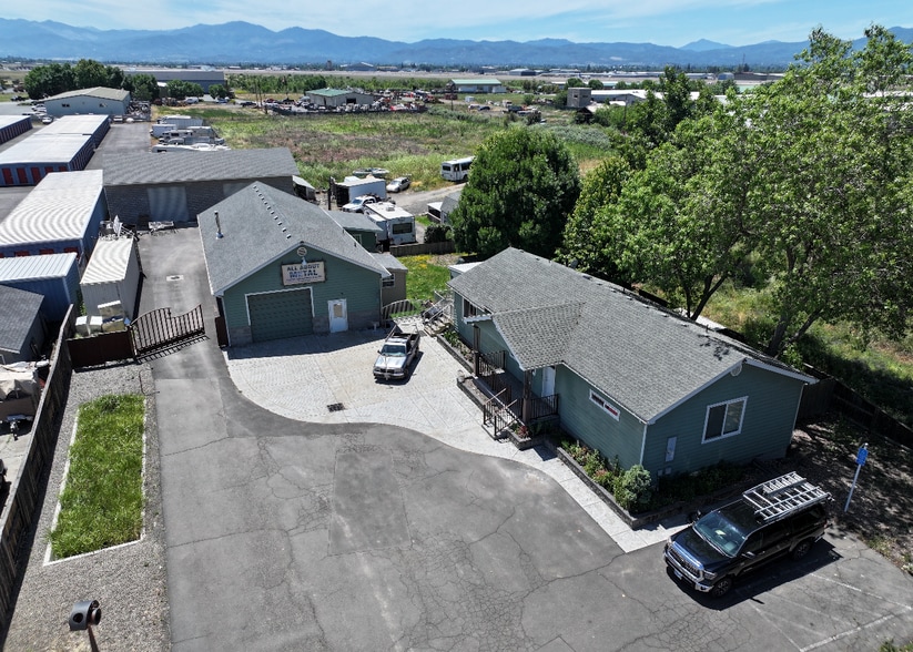 Primary Photo Of 802 E Vilas Rd, Medford Light Manufacturing For Sale