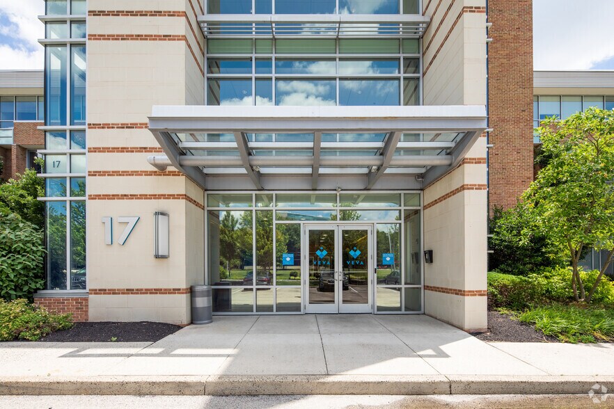 More Photos Of 1777 Sentry Pky W, Blue Bell Office For Lease