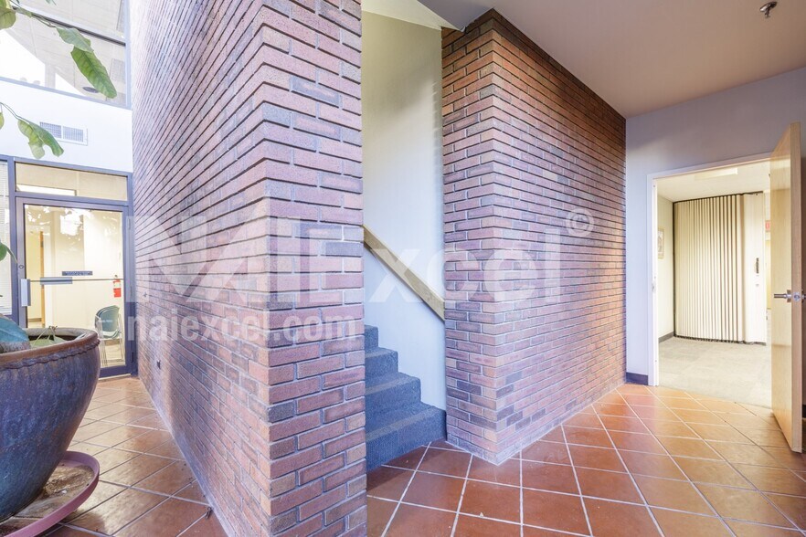 More Photos Of 1 S Main St, Saint George Bank For Sale