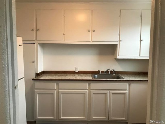 More Photos Of 23 Basin St SW, Ephrata Storefront Retail Residential For Lease