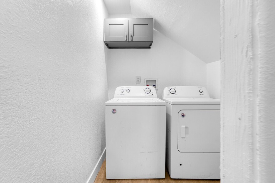 More Photos Of 532 N Berendo St, Los Angeles Multifamily For Sale