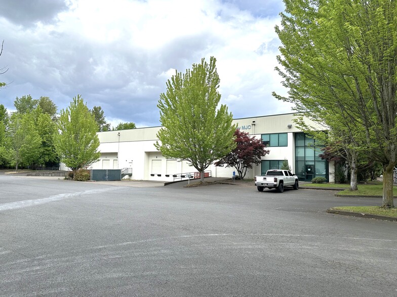 Primary Photo Of 18810 SW Teton Ave, Tualatin Warehouse For Sale