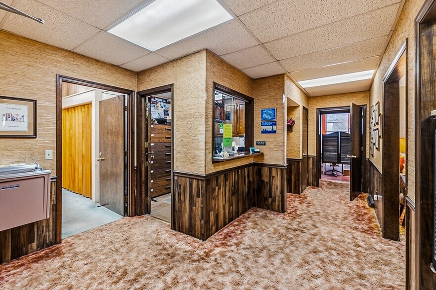 More Photos Of 201 S Weston St, Fountain Inn Office For Sale