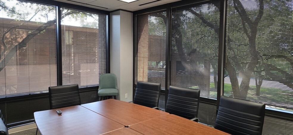 More Photos Of 901 S Mopac Expy, Austin Office For Lease