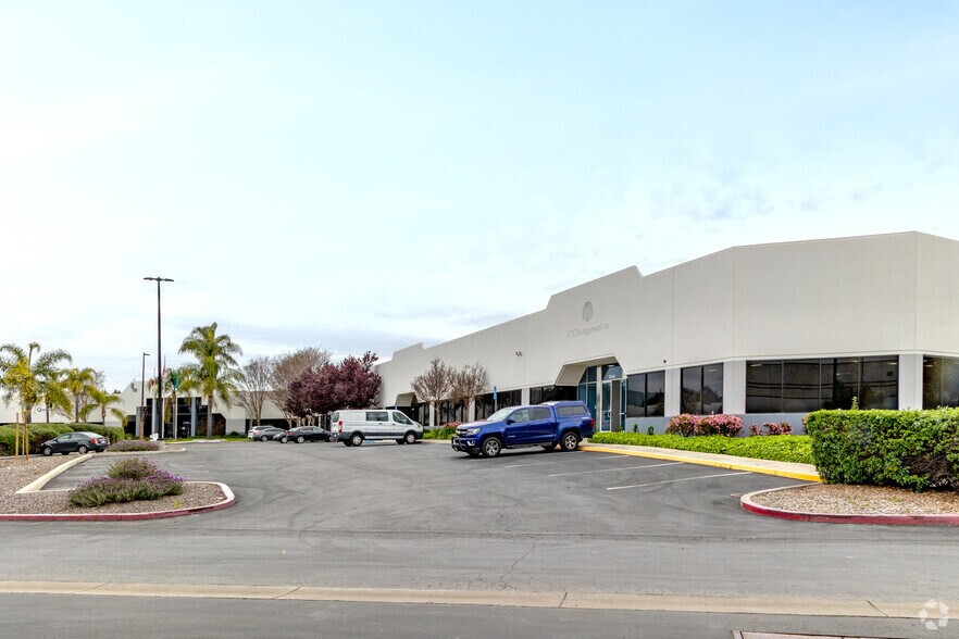 More Photos Of 2040-2060 Corporate Ct, San Jose Research And Development For Lease