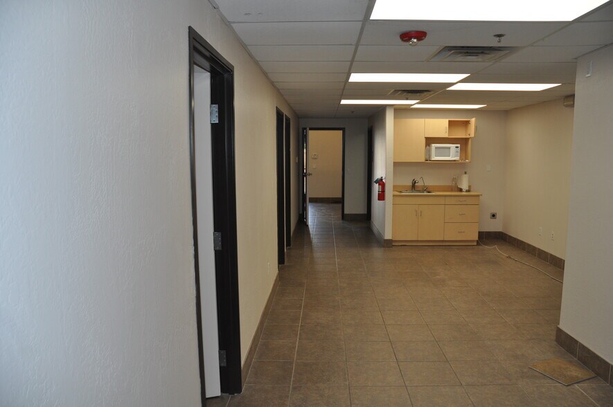 More Photos Of 1324 N Farrell Ct, Gilbert Warehouse For Sale