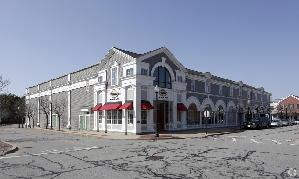 More Photos Of 16-38 Nathan Ellis Hwy, Mashpee Unknown For Lease